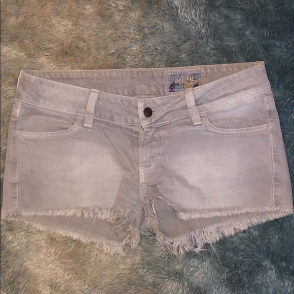 Siwy Denim - Gray Siwy Jean Shorts Size 28 Excellent Condition